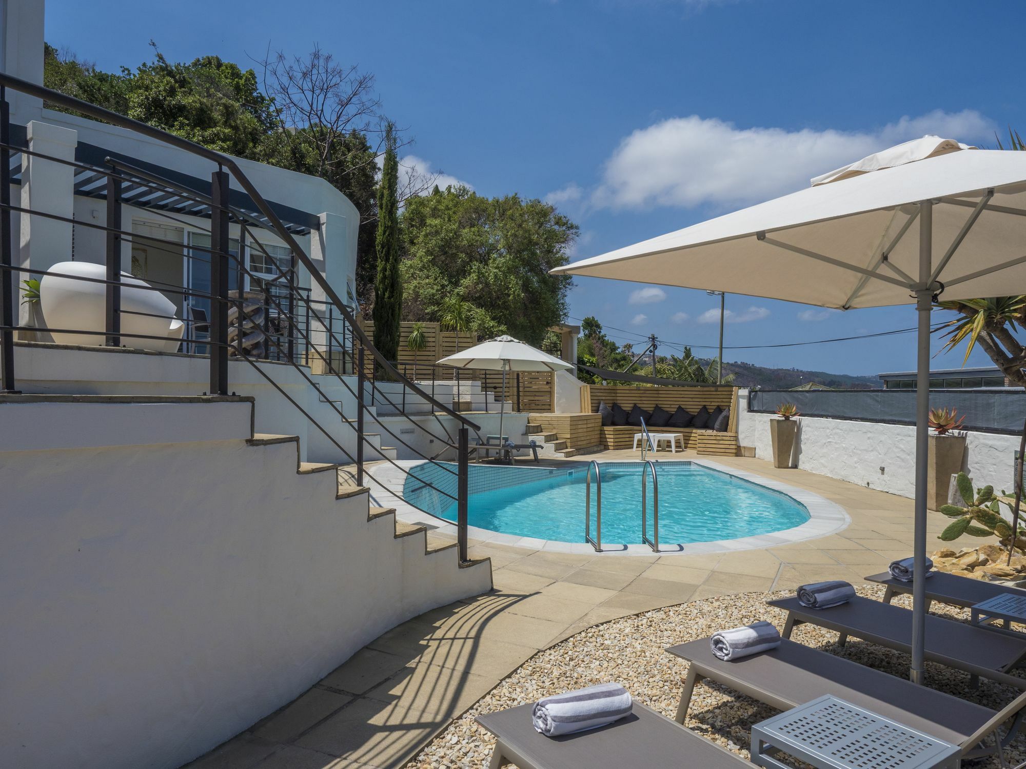 Villa Afrikana Guest Suites By Knysna Paradise Collection Bagian luar foto
